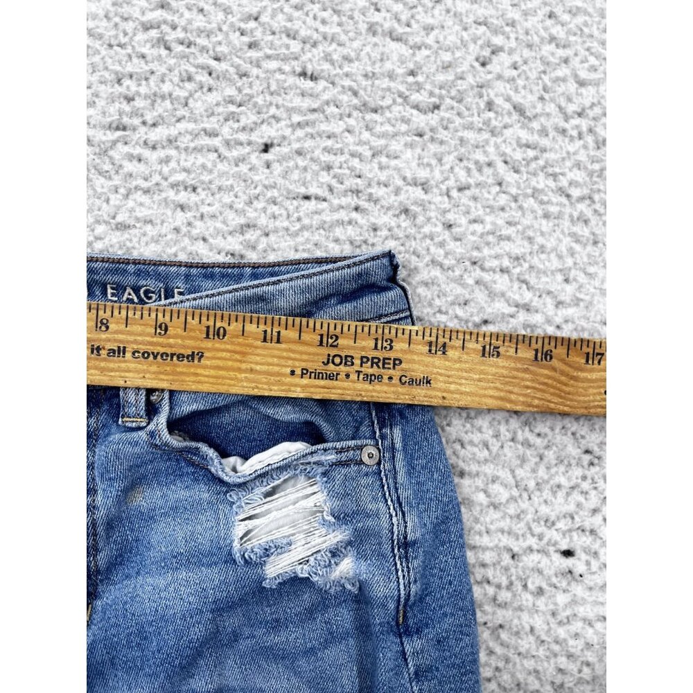 Women's American Eagle Light Wash Distressed Destroyed Denim Mom Jeans Size 4 - Picture 8 of 14